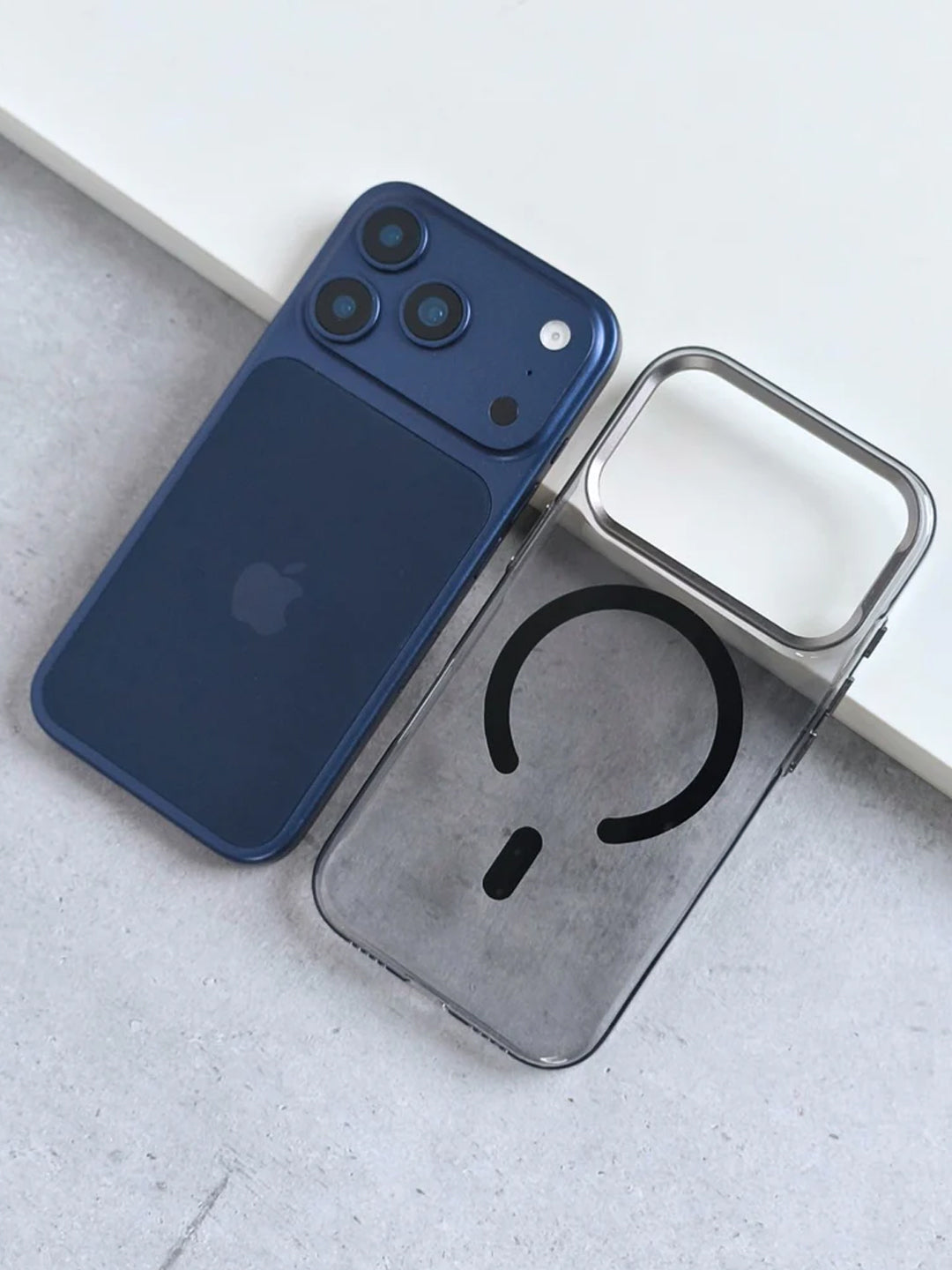 Artistque Back Cover for Apple iPhone 17 Pro Max